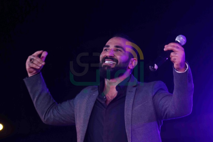 بالصور.. سمية الخشاب وأحمد سعد يشعلان مهرجان الأوبرا بالمسرح الروماني بالصور.. سمية الخشاب وأحمد سعد يشعلان مهرجان الأوبرا بالمسرح الروماني