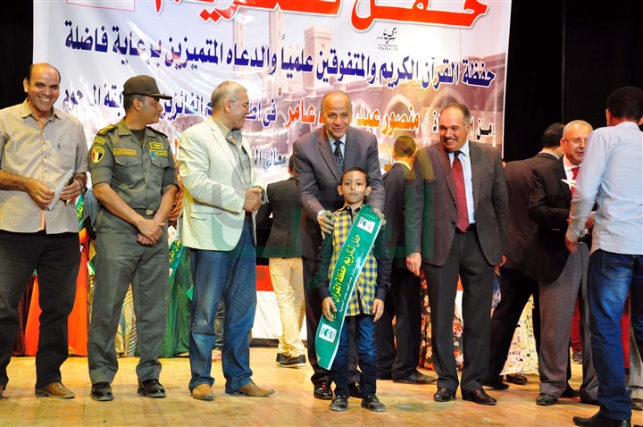 محافظ القليوبية يشهد حفل تكريم الدعاه بقصر ثقافة القناطر الخيرية