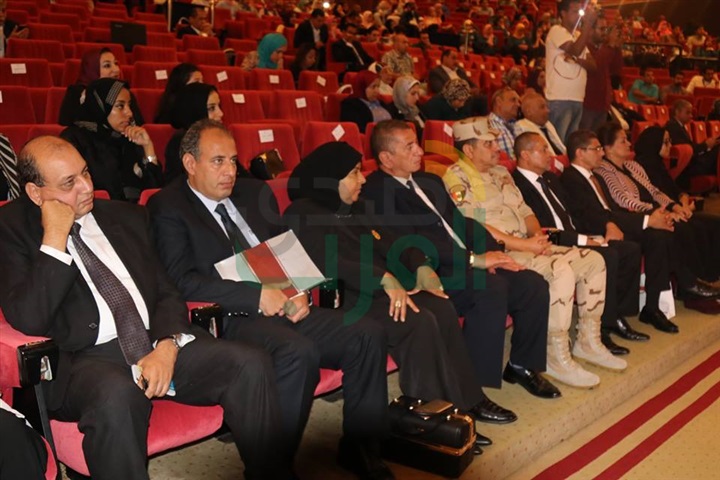 بالصور.. محافظ كفر الشيخ يشهد حفل احياء ذكرى أحمد زويل