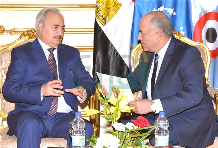 الفريق محمود حجازى يلتقى بالمشير خليفة حفتر