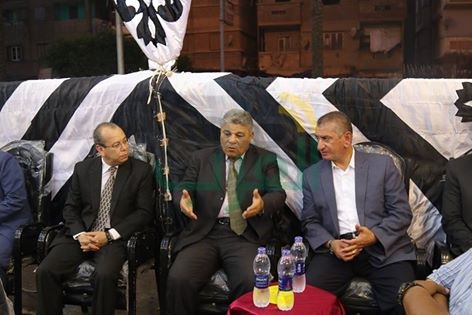 بالصور.. محافظ كفر الشيخ يقدم واجب العزاء لأسرة رئيس هيئة الأبنية التعليمية