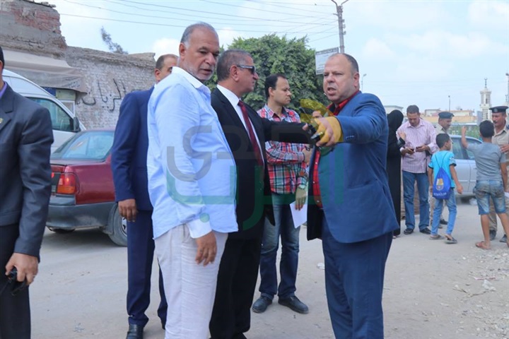 بالصور.. محافظ كفر الشيخ يتابع أعمال افتتاح المحور الجديد بشرق المدينة
