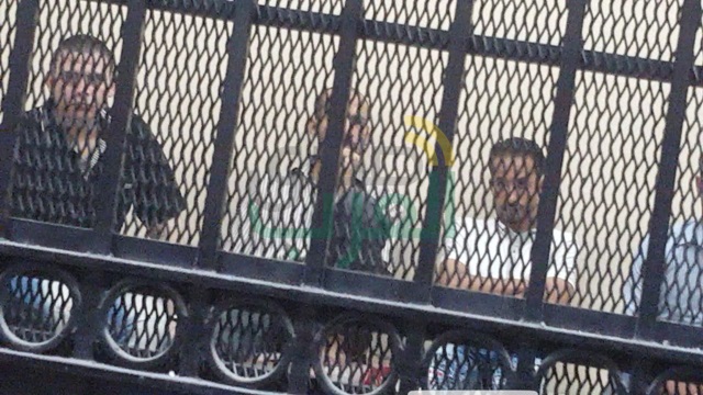 بالصور.. وصول المتهمين بقتل "عروس بنها" إلى محكمة الجنايات