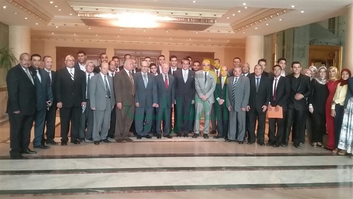 العصار وعبد الغفار يكرمان الطلاب المتميزين بـ"المصرية للهندسة والتكنولوجيا"