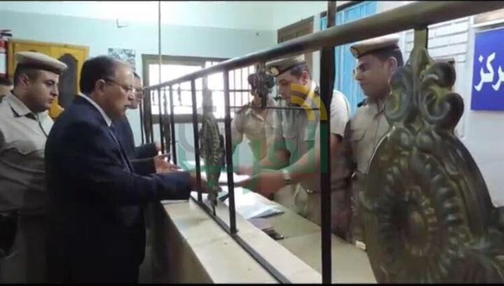 بالصور.. مدير أمن كفر الشيخ يتفقد عددًا من المواقع الشرطية بسيدي سالم