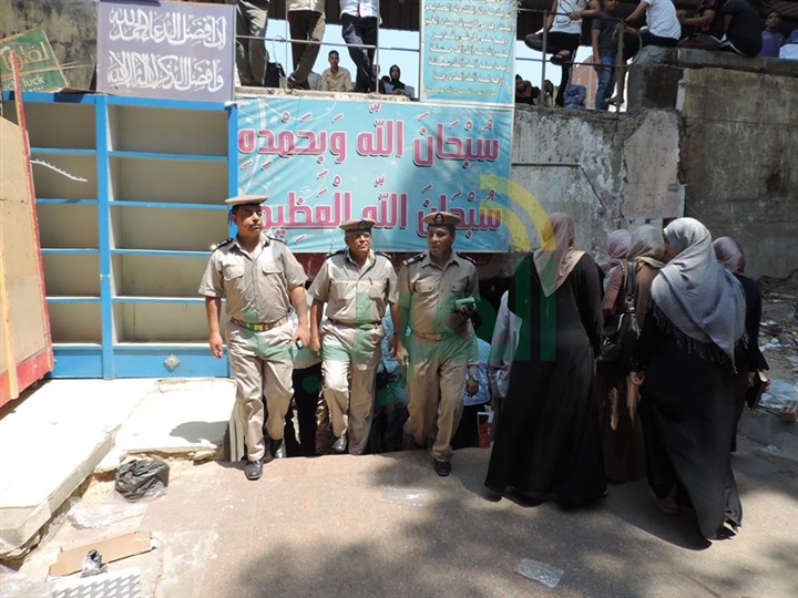 بالصور.. حملة مكبرة لمديرية أمن الشرقية لازالة الاشغالات بشوارع مدينة الزقازيق