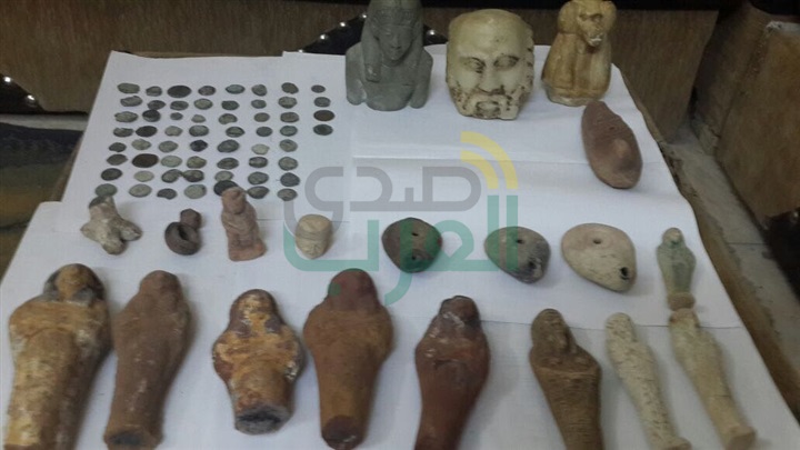 بالصور.. ضبط عاطل استولى على كنز أثري بأسيوط