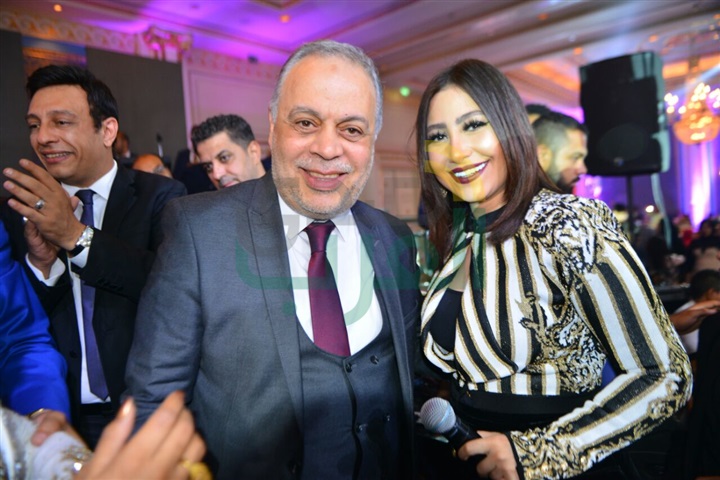 بالصور .. حماقي وساموزين وبوسي ودينا يشعلون زفاف ابنة عم أشرف زكي بالصور .. حماقي وساموزين وبوسي ودينا يشعلون زفاف ابنة عم أشرف زكي