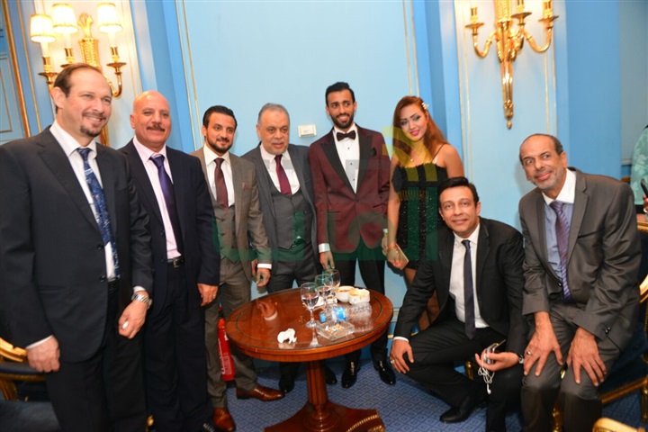 بالصور .. حماقي وساموزين وبوسي ودينا يشعلون زفاف ابنة عم أشرف زكي بالصور .. حماقي وساموزين وبوسي ودينا يشعلون زفاف ابنة عم أشرف زكي