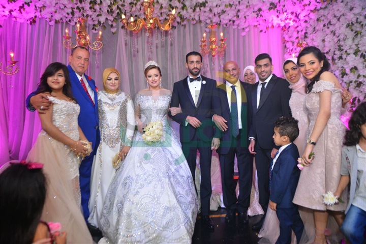 بالصور .. حماقي وساموزين وبوسي ودينا يشعلون زفاف ابنة عم أشرف زكي بالصور .. حماقي وساموزين وبوسي ودينا يشعلون زفاف ابنة عم أشرف زكي