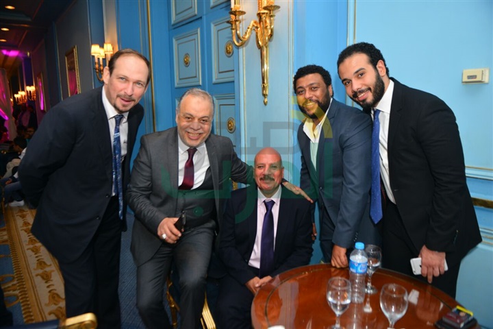 بالصور .. حماقي وساموزين وبوسي ودينا يشعلون زفاف ابنة عم أشرف زكي بالصور .. حماقي وساموزين وبوسي ودينا يشعلون زفاف ابنة عم أشرف زكي