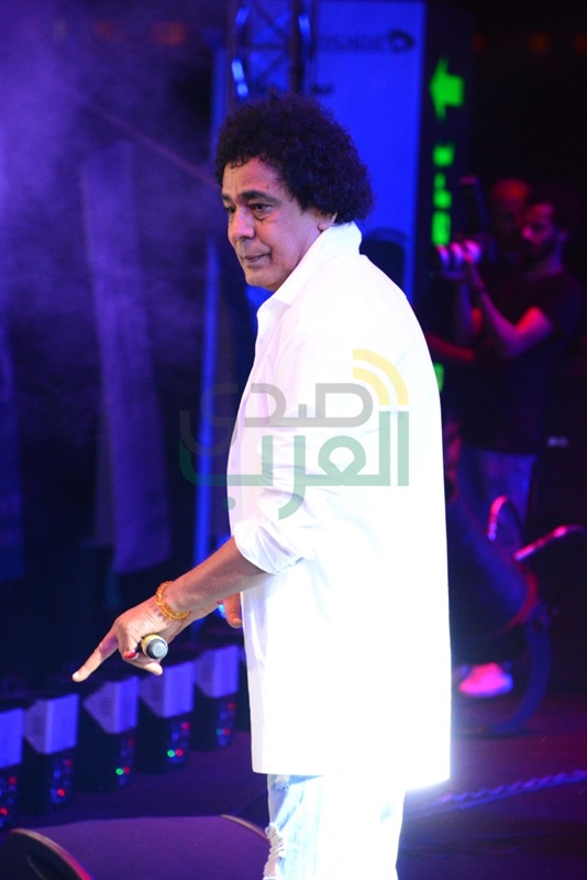 بالصور .."الكينج " يفتتح حفل الساحل الشمالي بـ " هيلا هيلا" بالصور .."الكينج " يفتتح حفل الساحل الشمالي بـ " هيلا هيلا"