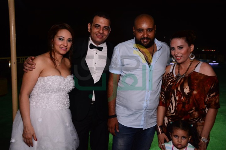 بالصور.. عايدة غنيم وأحمد عاشور يحتفلان بعيد زواجهما الأول بالصور.. عايدة غنيم وأحمد عاشور يحتفلان بعيد زواجهما الأول