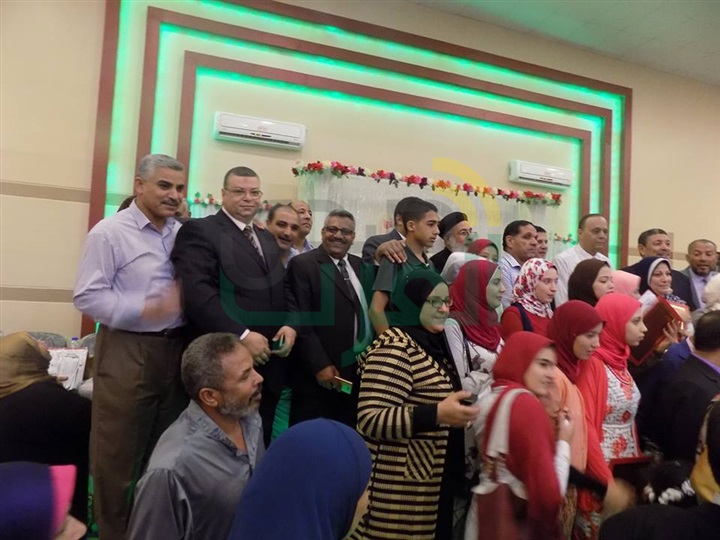 تعليم الرياض بكفر الشيخ يكرم أوائل الشهادات والمحالين للتقاعد