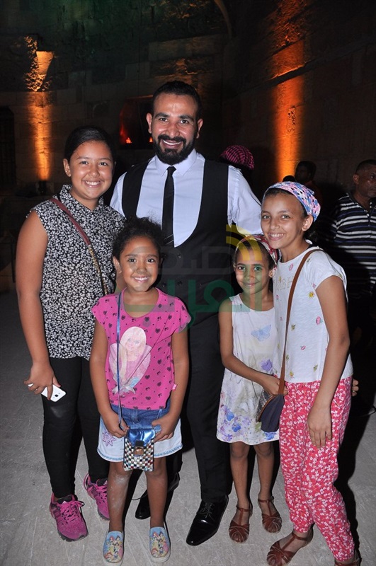 بالصور.. أحمد سعد يشعل قلعة صلاح الدين ب"بحبك يا صاحبي " بالصور.. أحمد سعد يشعل قلعة صلاح الدين ب"بحبك يا صاحبي "