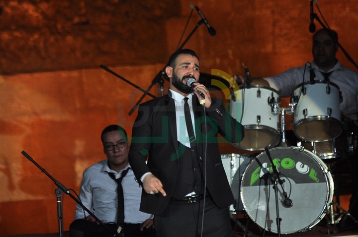 بالصور.. أحمد سعد يشعل قلعة صلاح الدين ب"بحبك يا صاحبي " بالصور.. أحمد سعد يشعل قلعة صلاح الدين ب"بحبك يا صاحبي "