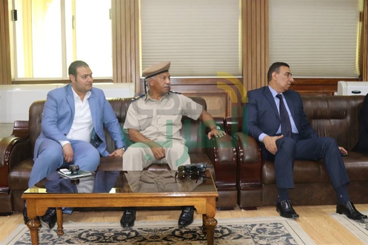التعديات على نهر النيل وبحيرة البرلس ضمن مباحثات محافظ كفر الشيخ ومدير الأمن 