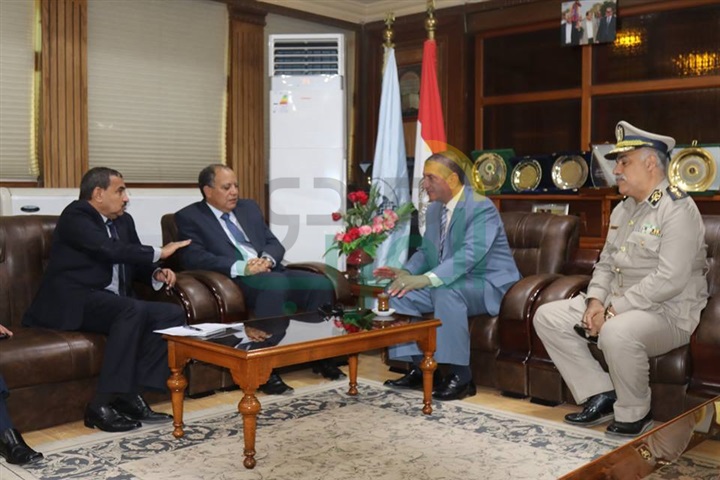 التعديات على نهر النيل وبحيرة البرلس ضمن مباحثات محافظ كفر الشيخ ومدير الأمن 