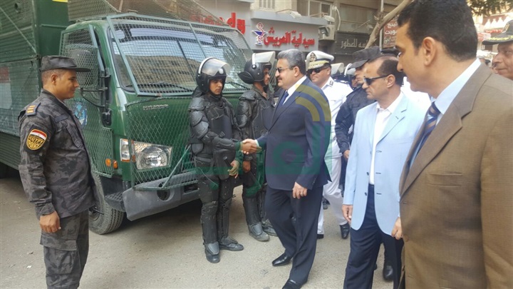 ضبط 8 قضايا سلاح ومخدرات وتنفيذ 403 قرارات إزالة بالجيزة