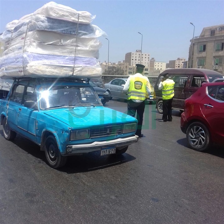 بالصور.. حملات مرورية على الطرق السريعة