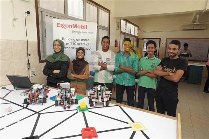 بالصور.. " إكسون موبيل مصر" تحتفل بطلاب قسم البتروكيماويات بنظام STEM التعليمي