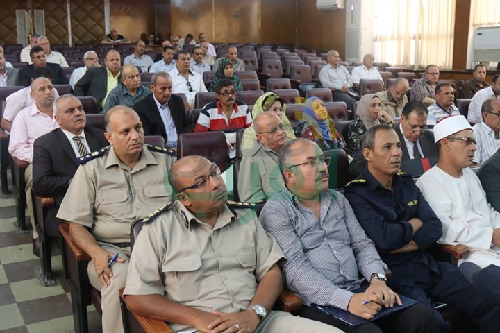 بالفيديو والصور...وقف الاجازات وتكثيف المرور علي الاسواق استعدادا لعيد الاضحي بكفر الشيخ