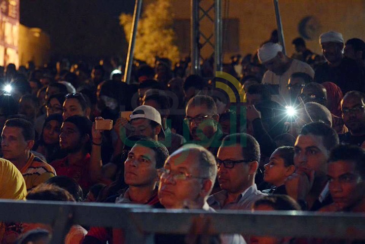 بالصور .. ياسين التهامي يحي الليلة الرابعة لـ" محكي القلعة" بحضور الآلاف بالصور .. ياسين التهامي يحي الليلة الرابعة لـ" محكي القلعة" بحضور الآلاف