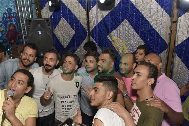 بالصور.. مصطفي خاطر يحتفل بزفافه وسط أهله وجمهوره بـ "الخصوص" بالصور.. مصطفي خاطر يحتفل بزفافه وسط أهله وجمهوره بـ "الخصوص"
