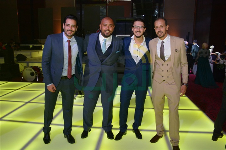 شاهد.. الصور الأولى من حفل زفاف مصطفي خاطر وروان هلال شاهد.. الصور الأولى من حفل زفاف مصطفي خاطر وروان هلال
