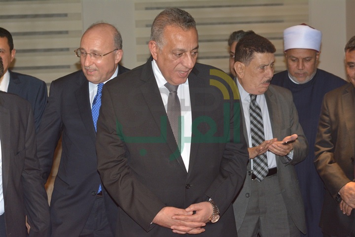 بالصور.. نجوم الفن والسياسه في احتفاليه وفاء النيل