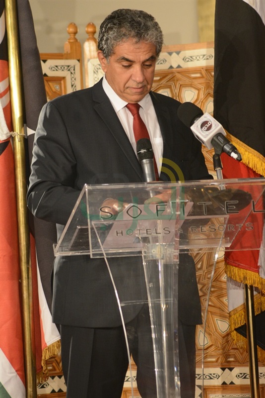بالصور.. نجوم الفن والسياسه في احتفاليه وفاء النيل