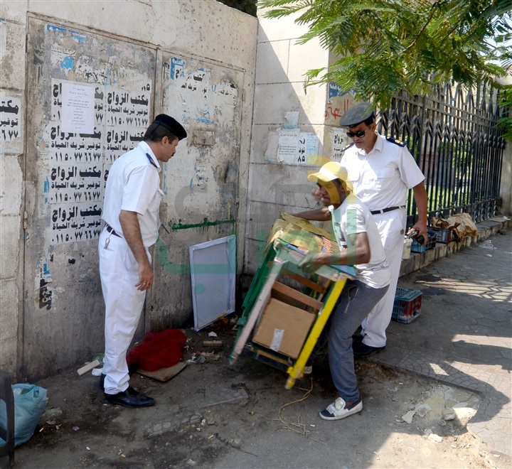 حملة مكبرة لتطهير شوارع وميادين القاهرة من الاشغالات