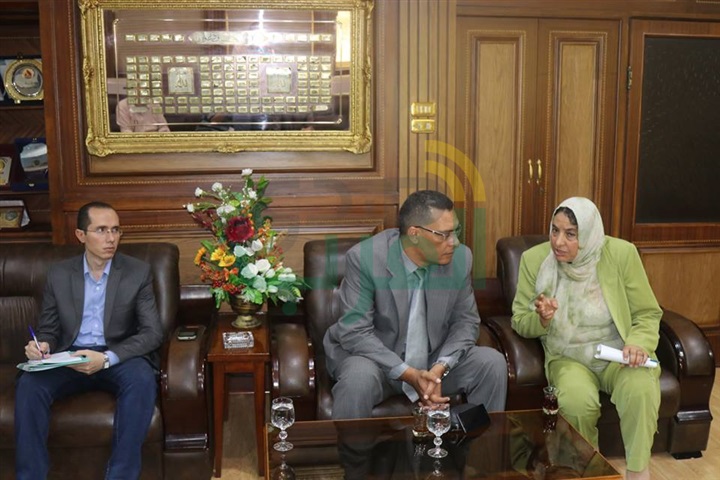 بالفيديو والصور... "محافظ كفرالشيخ" يعلن بدء الانتاج الفعلي لمصنع الرمال السوداء نهاية 2020