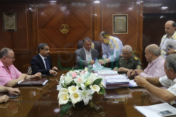 بالفيديو والصور... "محافظ كفرالشيخ" يعلن بدء الانتاج الفعلي لمصنع الرمال السوداء نهاية 2020