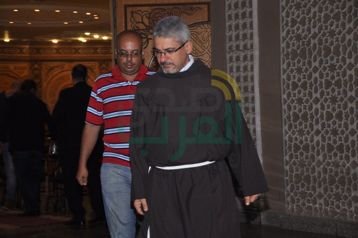 توافد نجوم الفن الى عزاء الكاتب محفوظ عبد الرحمن توافد نجوم الفن الى عزاء الكاتب محفوظ عبد الرحمن