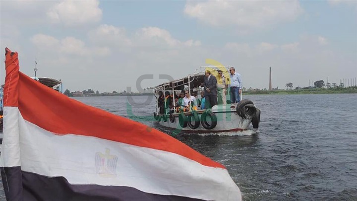 مديرا أمن كفر الشيخ والبحث الجنائي يقودان حملة لإزالة التعديات على بحيرة البرلس