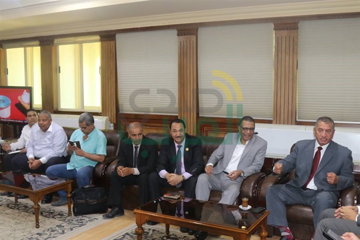  بالصور.. محافظ كفر الشيخ يستقبل وفد "محلية النواب"