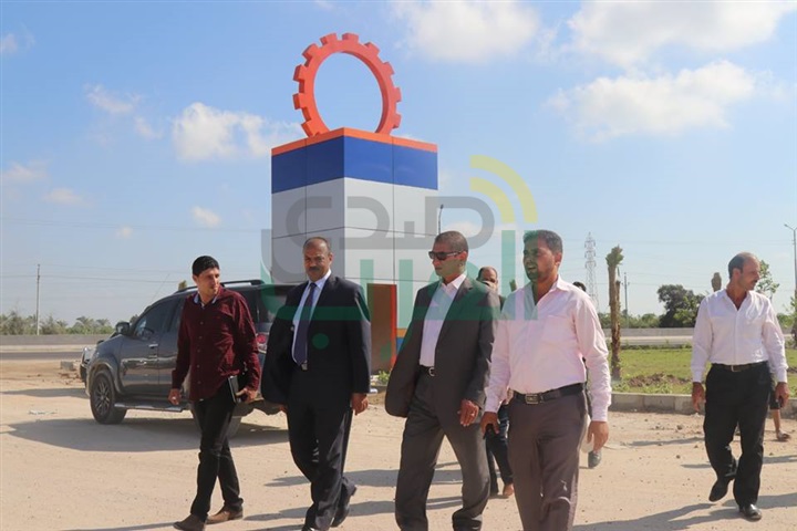 بالفيديو والصور..الانتهاء من اقامة البوابات الغربية بالدولى الساحلى بكفر الشيخ خلال أيام