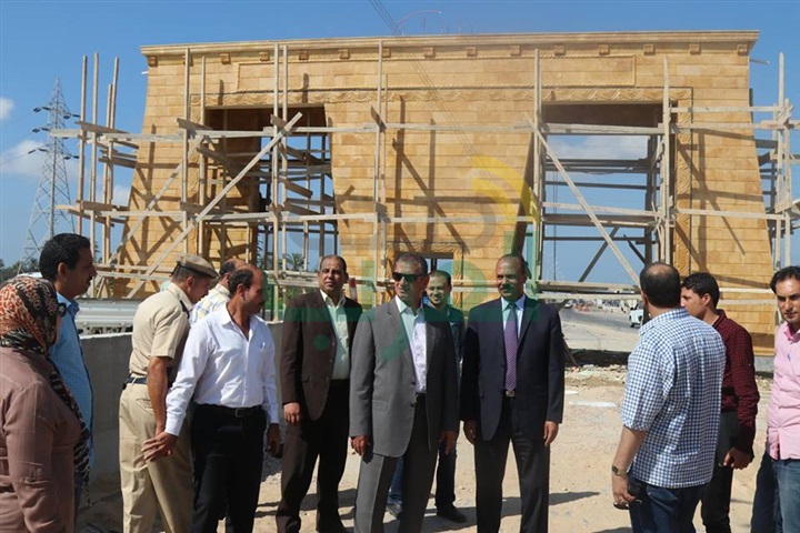 بالفيديو والصور..الانتهاء من اقامة البوابات الغربية بالدولى الساحلى بكفر الشيخ خلال أيام