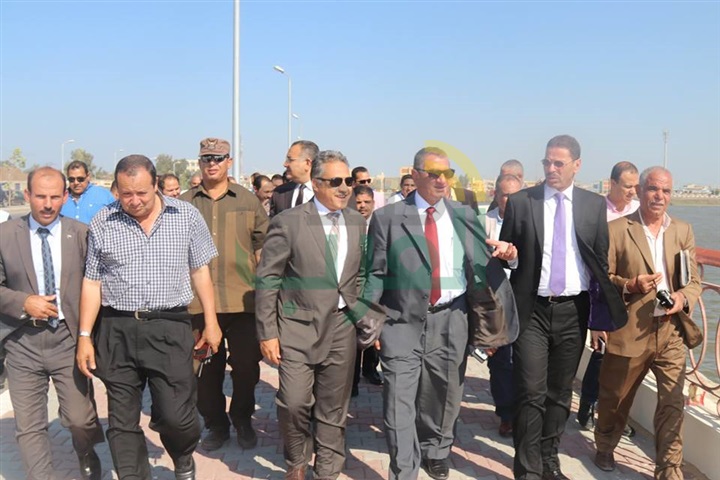 بالفيديو والصور.. محافظ كفرالشيخ ولجنة محلية النواب يتفقدون كورنيش بحيرة البرلس