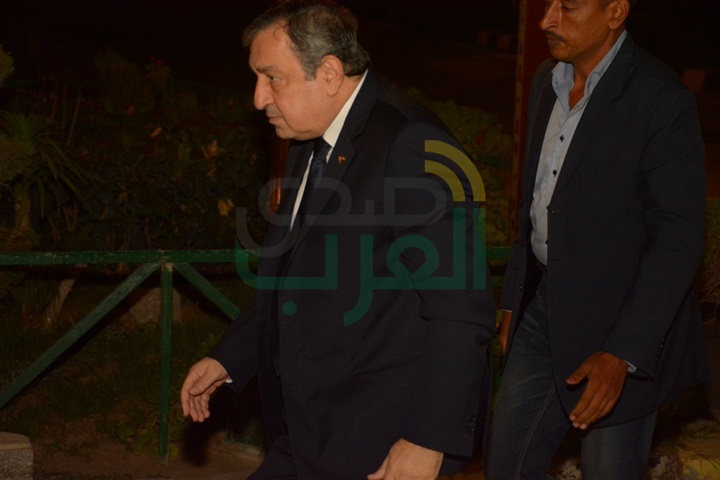 توافد نجوم الفن الى عزاء الكاتب محفوظ عبد الرحمن توافد نجوم الفن الى عزاء الكاتب محفوظ عبد الرحمن