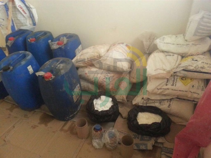 شاهد.. مخزن المتفجرات بعد مقتل مسئولي تصنيع العبوات الناسفة بـ"حسم"