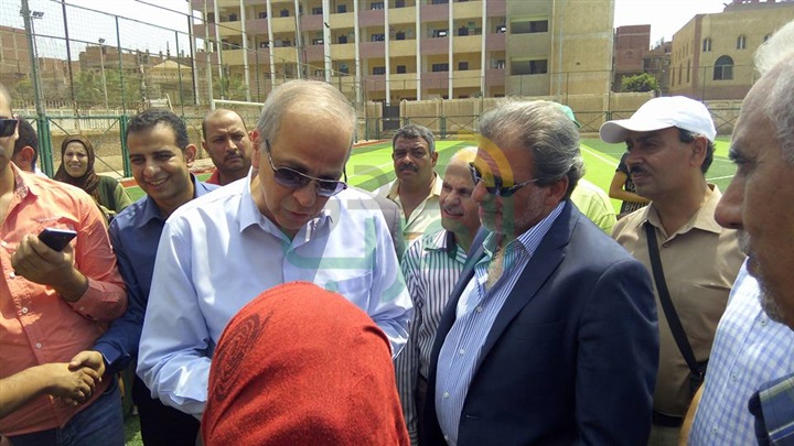 بالصور.. محافظ القليوبية يفتتح عددًا من المشروعات فى كفر شكر