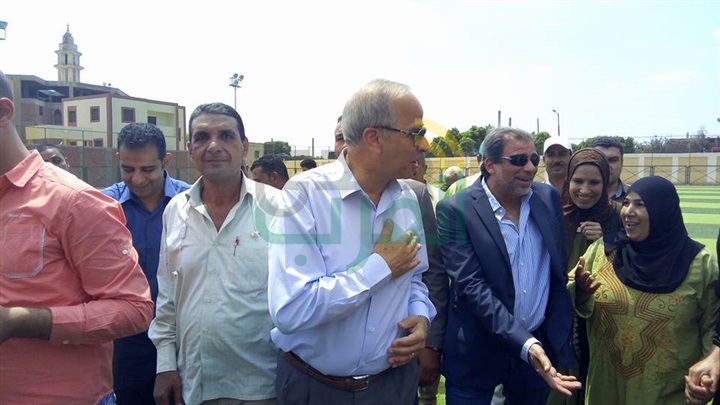 بالصور.. محافظ القليوبية يفتتح عددًا من المشروعات فى كفر شكر