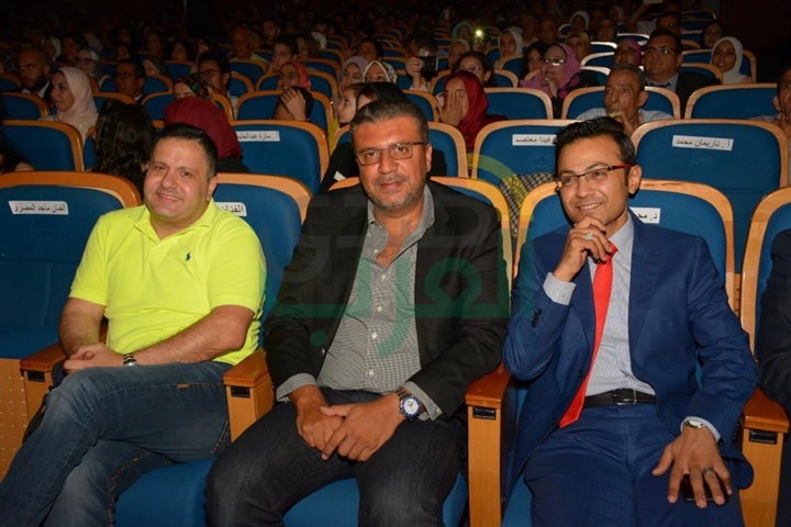 خريجي إعلام جامعة مصر يختارون عمرو الليثي أفضل استاذ إعلام خريجي إعلام جامعة مصر يختارون عمرو الليثي أفضل استاذ إعلام