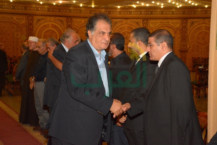 توافد نجوم الفن الى عزاء الكاتب محفوظ عبد الرحمن توافد نجوم الفن الى عزاء الكاتب محفوظ عبد الرحمن