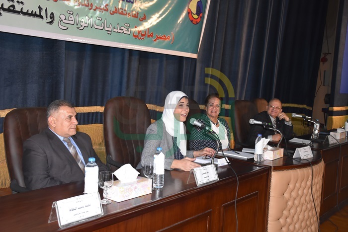 محافظ البحيره تشهد ندوة ثقافيه فى دمنهور