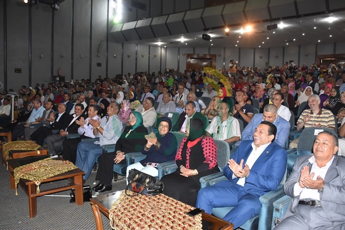 محافظ البحيره تشهد ندوة ثقافيه فى دمنهور