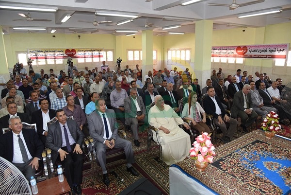 بالصور.. جولة لوزير التنمية المحلية ومحافظ البحيرة بدمنهور