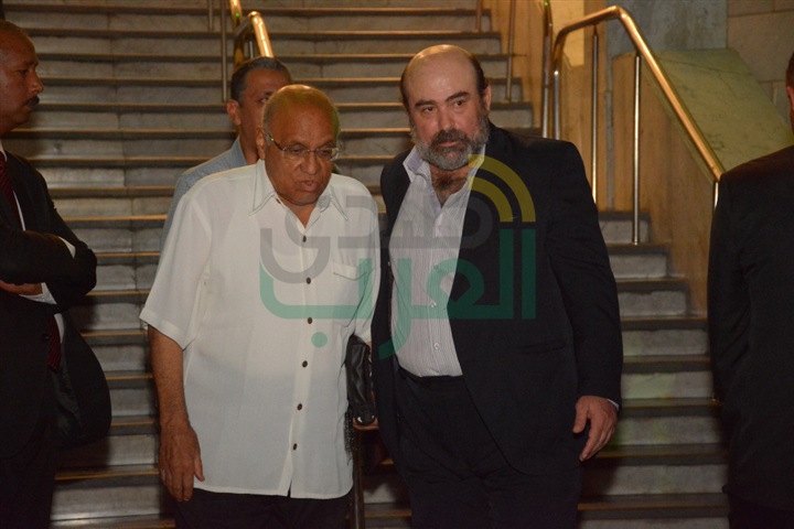 بالصور.. وصول حلمي النمنم و أشرف ذكي وانغام والفخرانى واسعاد يونس لعزاء والدة ليلى علوى بالصور.. وصول حلمي النمنم و أشرف ذكي وانغام والفخرانى واسعاد يونس لعزاء والدة ليلى علوى